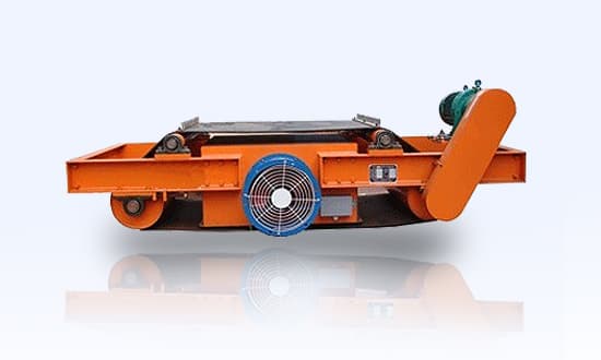 RCDC type air-cooled self dumping electromagnetic iron remover